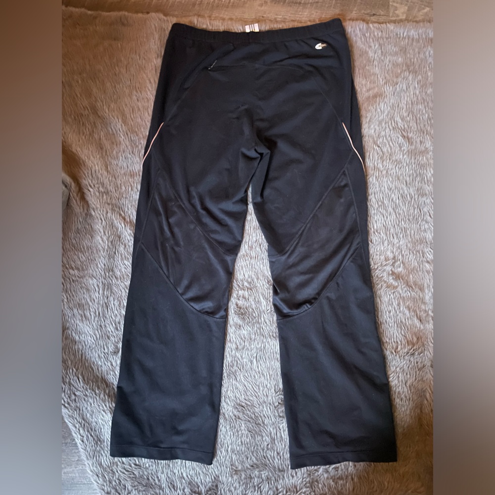 Women’s Adidas Workout Pants ( XL )